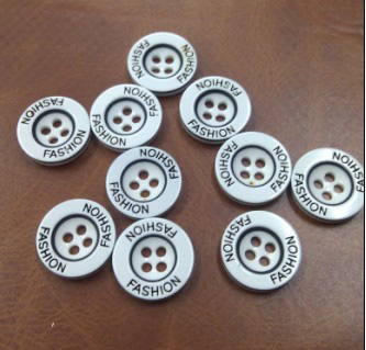 �����������001